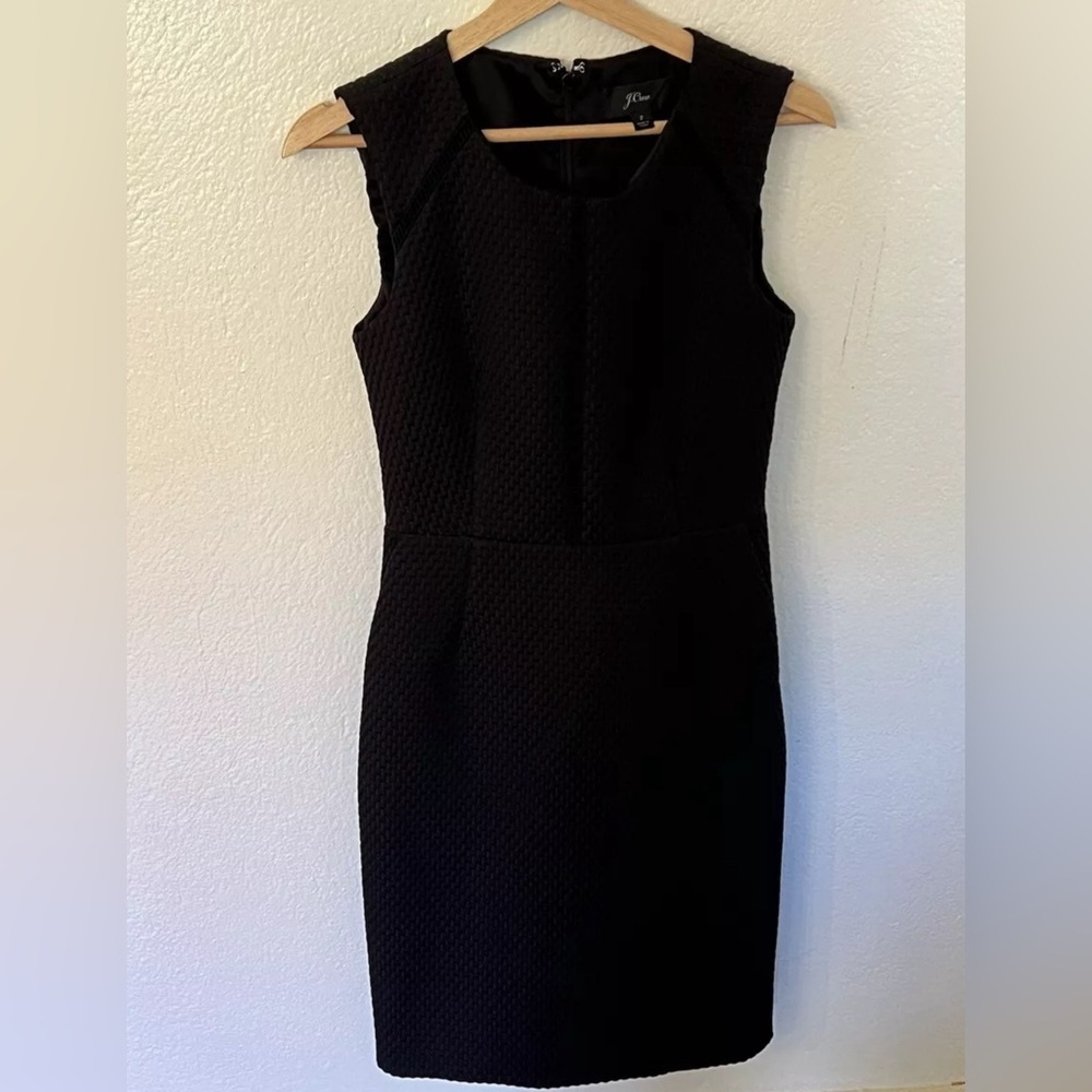J Crew Size 2 Black Dress Thick Woven Design zip up back like new